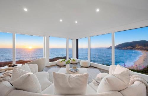 Montara House | Distinguished Oceanfront Point Estate with Iconic Beach Mountain Vistas