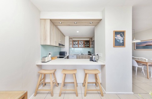 Cape Town Apartment | Dolphin Beach CG12, Blouberg by HMH