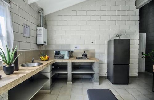 Umhlali Apartment | Dolphin Coast Stay B&B