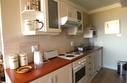 Mouille Point House | Dolphin Inn Guest House