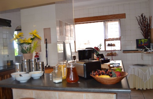 Jeffreys Bay House | Dolphin View Guesthouse