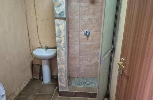 Ha-Lambani House | Dongodzi Lodge