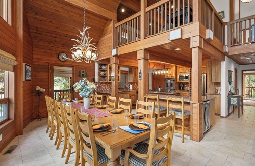 Donner Lake Woods House | Donner Lake Retreat | Queen Suite, Games, Near Lake, Golf & Trails