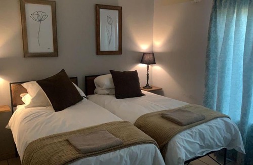 Tzaneen House | Douglas Villas