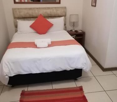 Kempton Park House | Dove's Nest Guest House