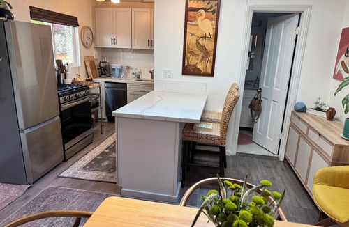 Mill Valley Cottage | Downtown Mill Valley 1-bedroom Charming Cottage - Walk to Town!