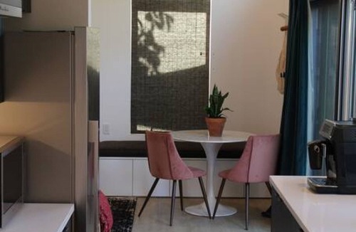 San Jose House | Downtown San Jose private guesthouse. Minutes to Levi's, SAP Center, SJSU & more