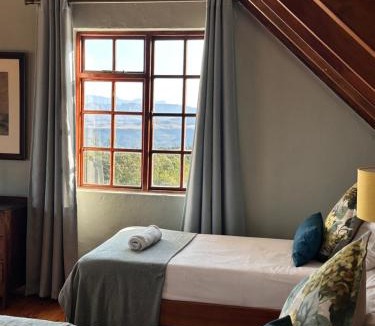 Maluti a Phofung House | Drakensberg Mountain Retreat