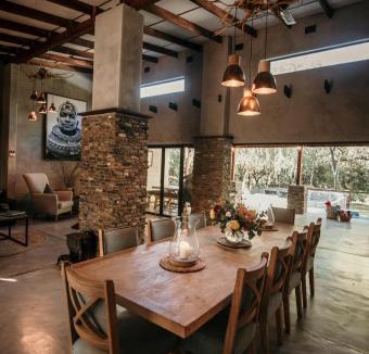 Marloth Park Cabin | Dream of Africa Bush Lodge
