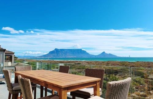 Sunset Beach Villa | Drift Sunset Beach House