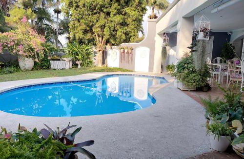 Umhlali Beach House | Driftwood Suite, Villa Roc Guesthouse, Salt Rock Ballito