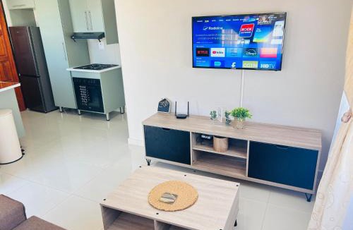 Soshanguve House | Dubai guest house