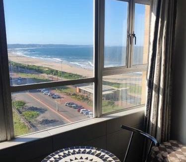 South Beach Apartment | DURBAN BEACHFRONT Tenbury 903