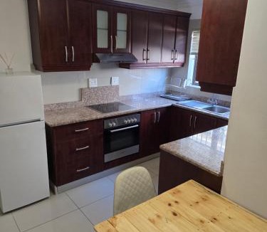 Berea Apartment | Durban Halaal Accomodation 5S