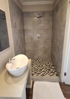 Randpark Ridge Bed & Breakfast | Eagle Cove