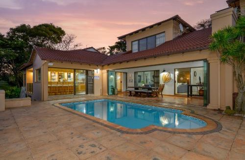 Umtentweni Apartment | Eagle Road Holiday Home