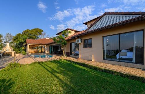 Umtentweni Apartment | Eagle Road Holiday Home