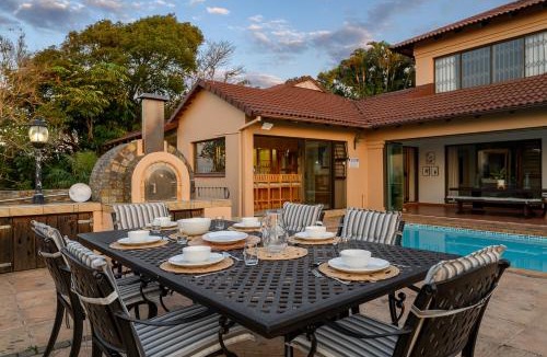 Umtentweni Apartment | Eagle Road Holiday Home