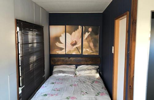 Komani Hotel | Eagles Overnight