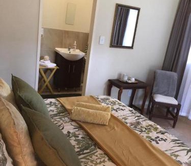 Bela-Bela House | Ebenhaeser overnight accomodation