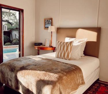 Umtata Bed & Breakfast | Ebony Moon