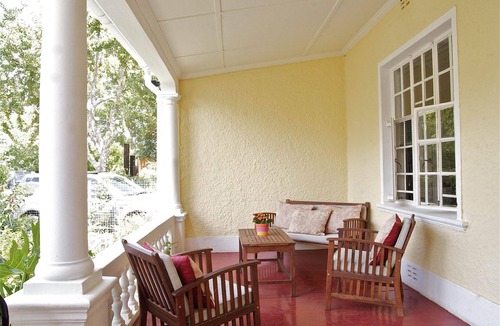 Stellenbosch Central Hotel | Eendracht Apartments