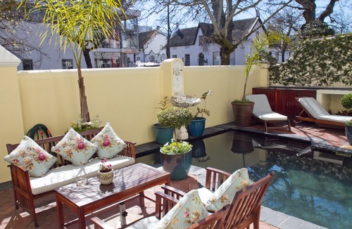 Stellenbosch Central Hotel | Eendracht Apartments