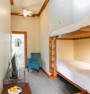 Stellenbosch Central Hotel | Eendracht Hotel