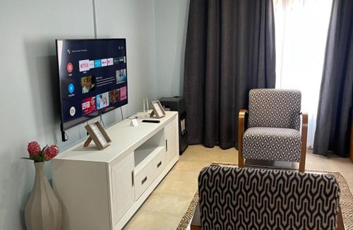 Port Elizabeth House | Ekhaya Accommodation