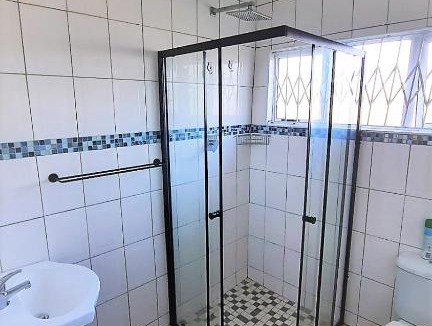 Kingsborough House | Ekhaya Accommodation