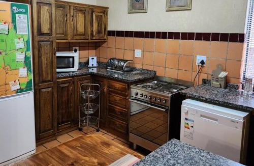 Maruleng Apartment | Ekuthuleni River Front Chalets Hoedspruit
