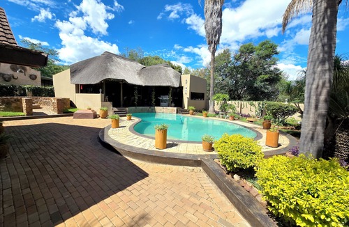 Pretoria Apartment | EL-TSURI Guest Resort - Sea View themed Unit - Fully Equipped