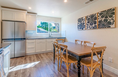 Sebastopol House | Elegant 3BR/2BA | Extended Stay Seb CA Wine Country