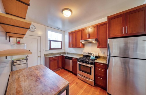 Dolores Heights Apartment | Elegant and Spacious Castro Flat