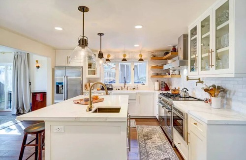 Upper Rockridge House | Elegant Bay Area Escape Oakland Hills Views, Chef's Kitchen, Claremont Hotel