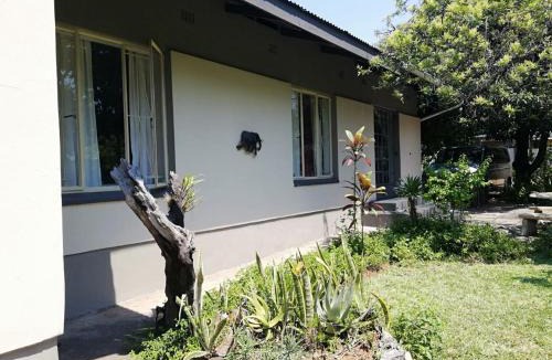 Phalaborwa House | Elephant Walk Guesthouse and Back Packers