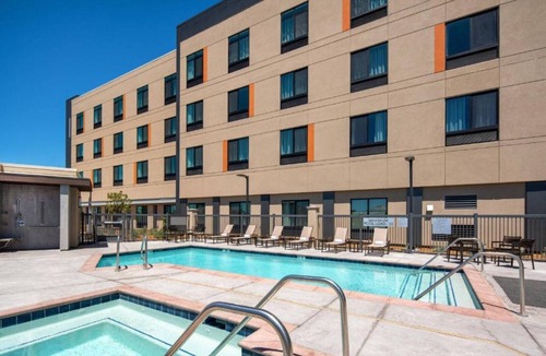 Petaluma House | Elevate your stay at our all-new hotel in Petaluma CA