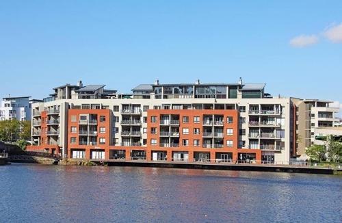 Eikenbosch Apartment | Elgene's Getaway Waterfront Views + Terrace