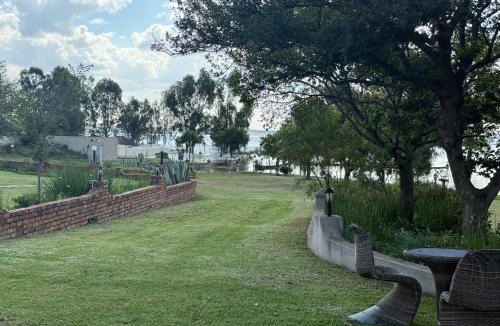 Vaal Marina Apartment | Elroi Estates