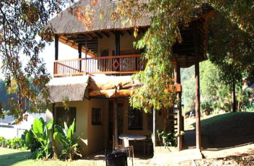 Piet Retief Bed & Breakfast | Emahlathini Guest Farm