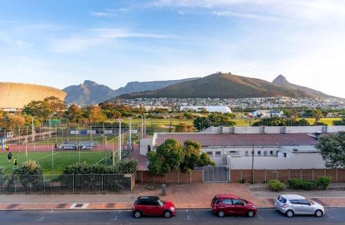 Mouille Point Apartment | Emerald Horizon Mouille Point - Views & Location