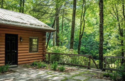 Cedar Mountain Cabin | Emerald Lake Cabin- Lakefront - Hikes - MTB Trails - Couples