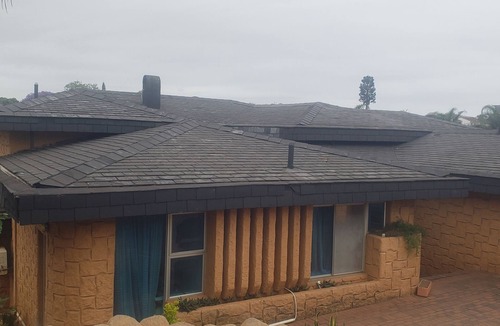 Durban North House | Enchanting 6-bedroom house with WiFi in Durban North