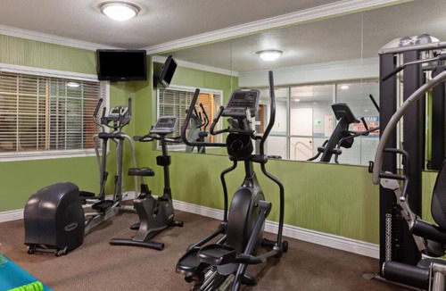 North Central House | Enjoy modern amenities at our room located near the CalTrain