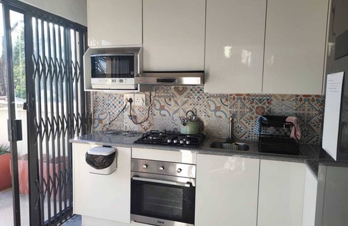 Alberton Cottage | Enjoyable cottage with WiFi in Alberton