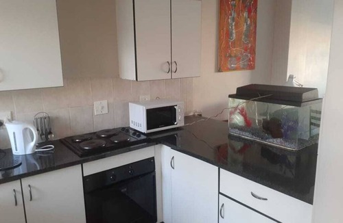 Pretoria Apartment | Entire Apartment @Menlyn Place, in Menlyn Maine