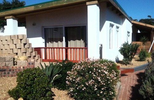 Helderberg Rural Resort | ENTIRE cozy farm resort with a ocean view right out side your terrace W/4 BDRMnn
