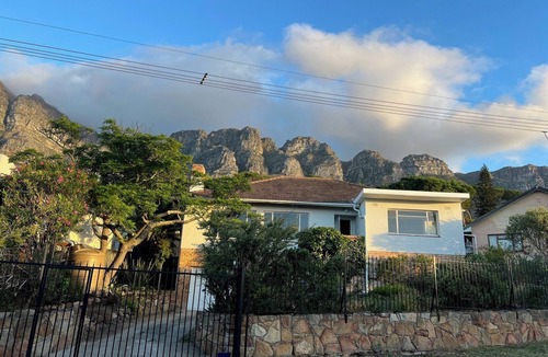 Camps Bay House | Entire Family Home in Camps Bay