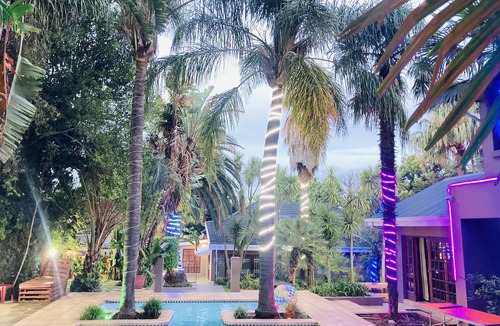 Greater Johannesburg Metropolitan Area House | Escape to Paradise. Your Tranquil Oasis Getaway to Relax & Recharge Awaits You!