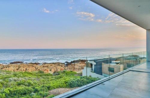 Pinnacle Point House | Escape to Paradise